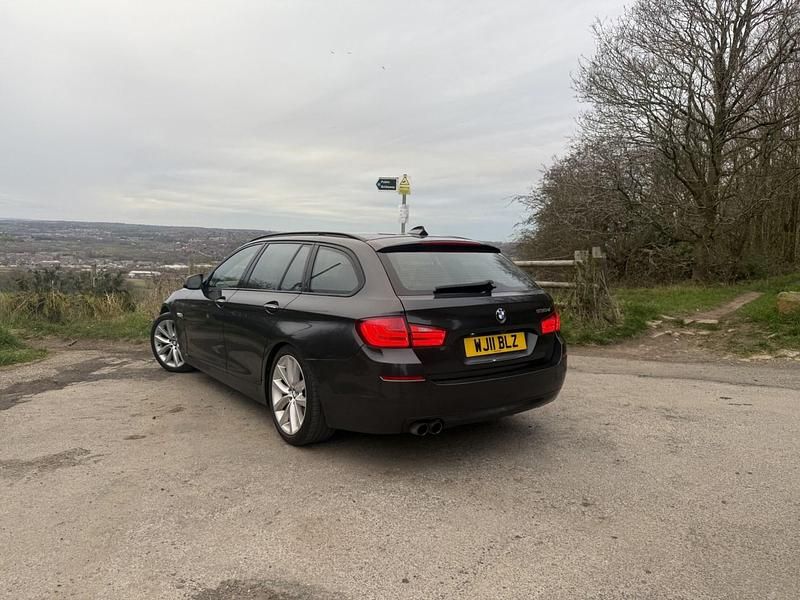 Used BMW 530 2011 Grey Estate