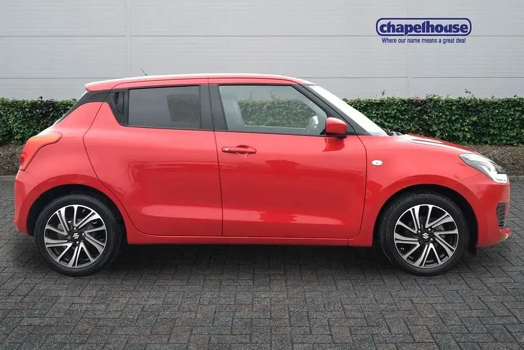 Gebraucht Suzuki Swift SZ-L 2023 Rot Kleinwagen
