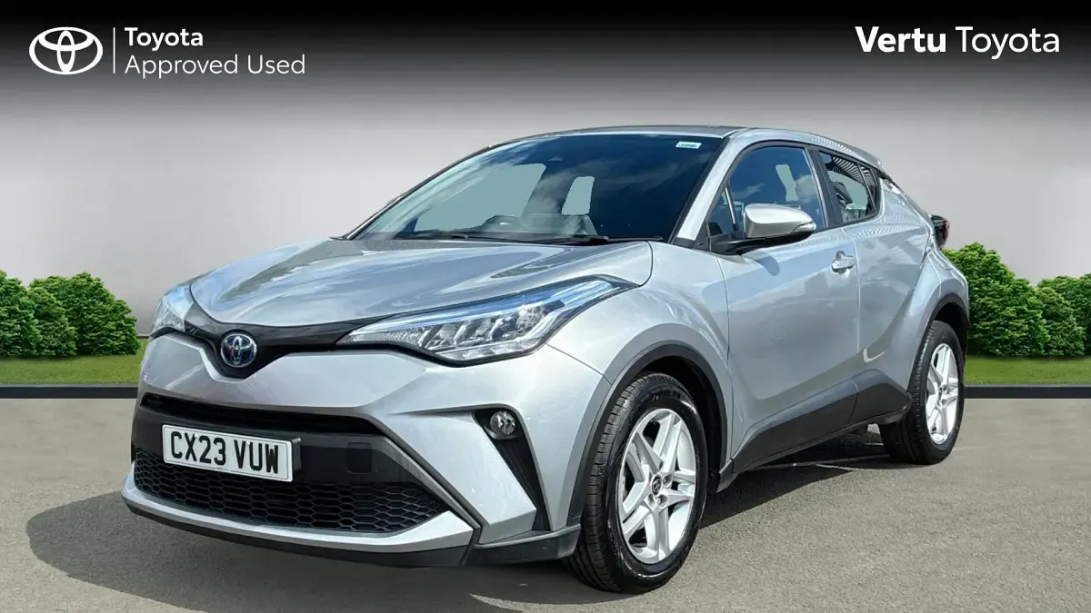 Used Toyota C-HR 122 HP (89 kW) 2023 Silver metallic (metallic paint) SUV