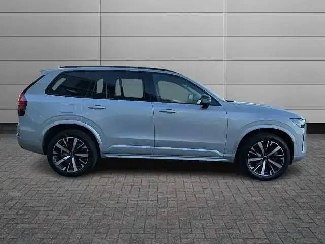 Used Volvo XC90 Plus 449 HP (330 kW) 2025 SUV