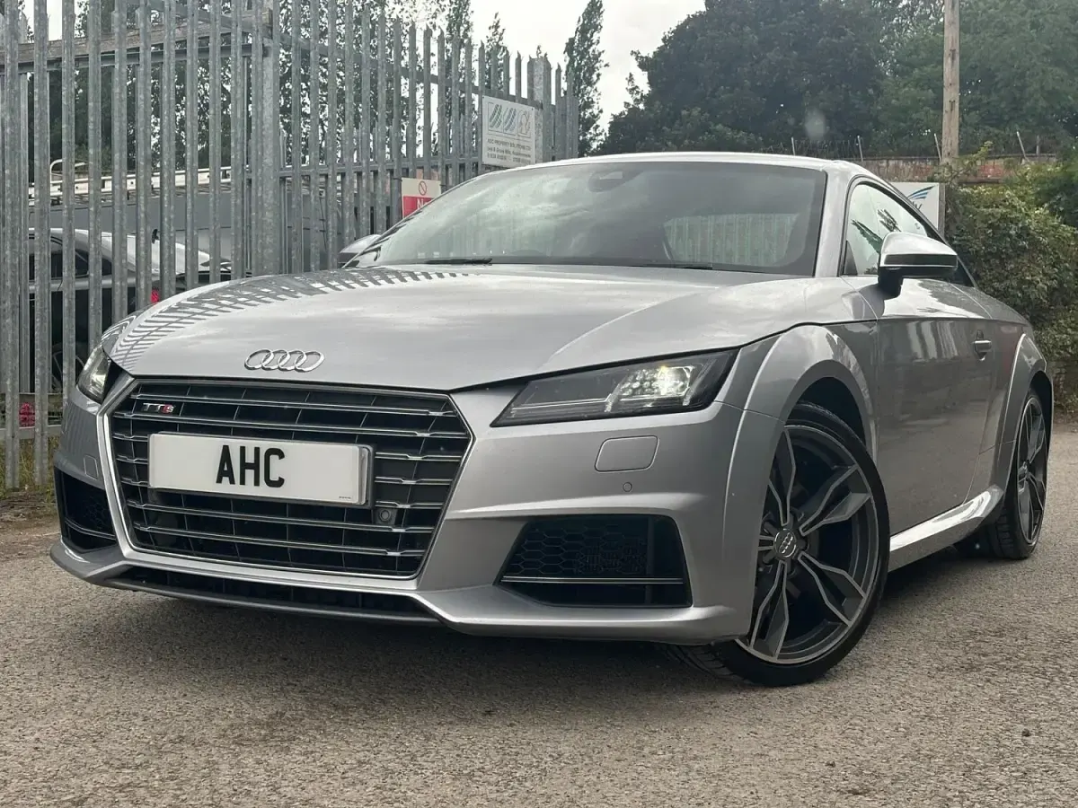 Used Audi TTS Comfort 2017 Silver Coupe