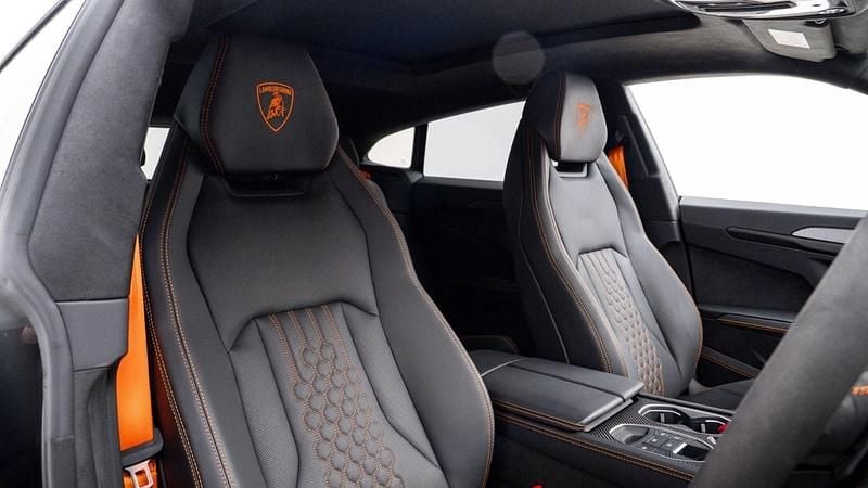 Used Lamborghini Urus 2025 Black SUV
