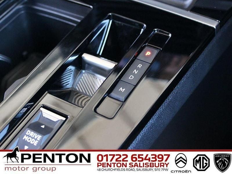 Second-hand Vauxhall Astra S 130 CP (95 kW) 2023 Negru Hatchback