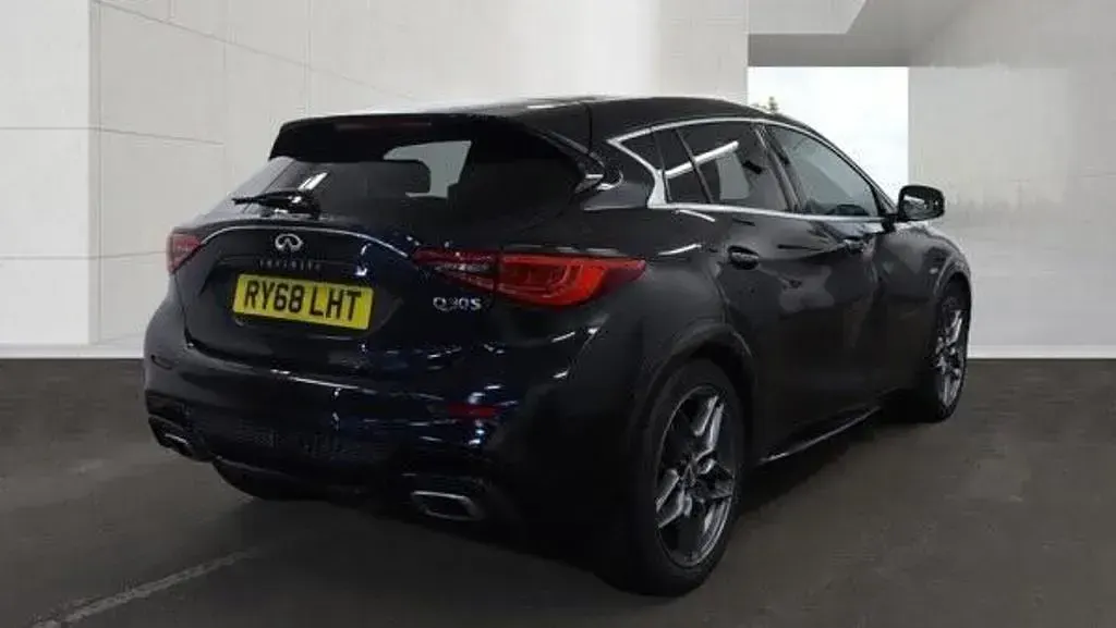 Used Infiniti Q30 Sport Tech 170 HP (125 kW) 2019 Hatchback