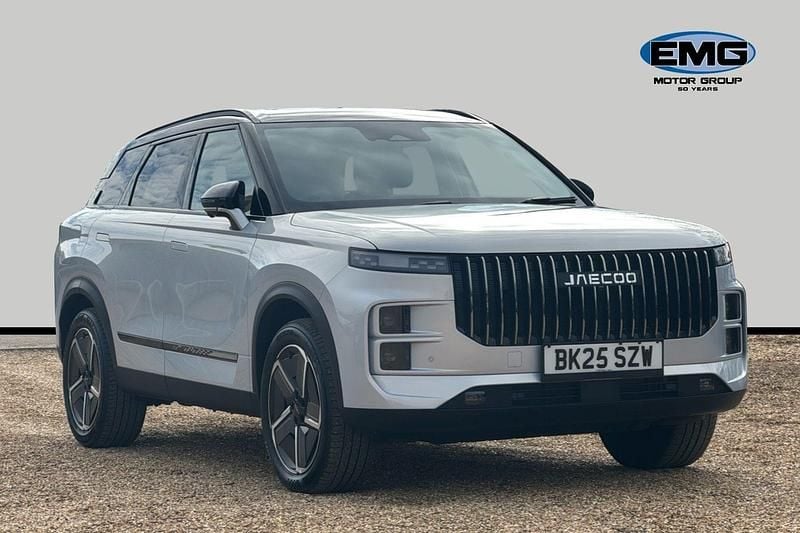 Used Jaecoo 7 204 HP (150 kW) 2025 Silver/black SUV