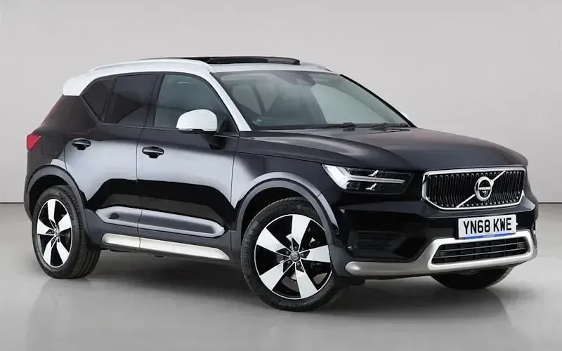 Used Volvo XC40 Momentum 150 HP (110 kW) 2018 SUV