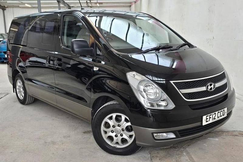 Used Hyundai I800 Style 2012 Black MPV