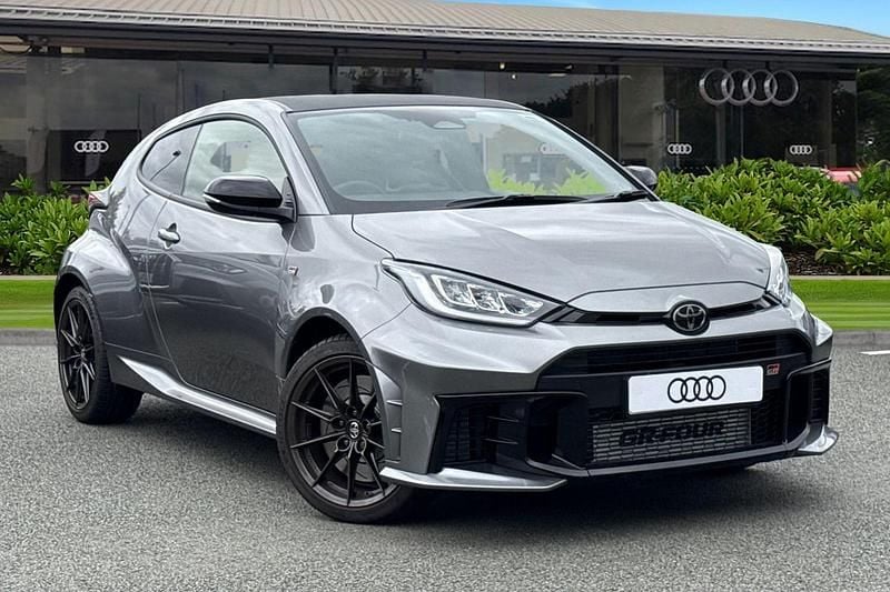 Grey New 2025 Toyota Yaris Hatchback | £51,950 - Image 1/4