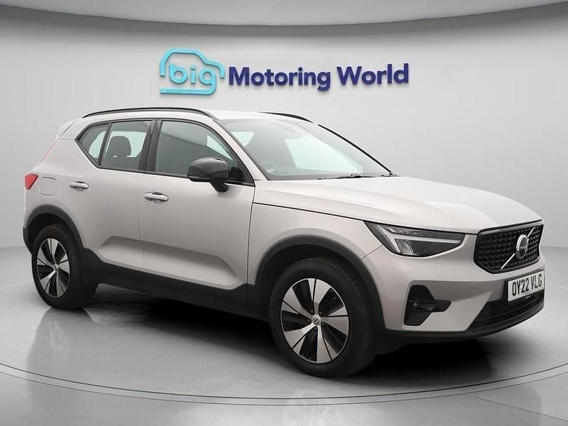 Silver Used 2022 Volvo XC40 Plus SUV | £26,500 (Fair price) - Image 1/4
