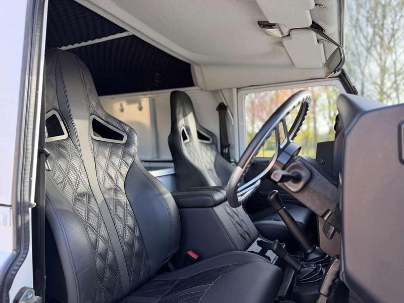 Used Land Rover Defender 2014 White