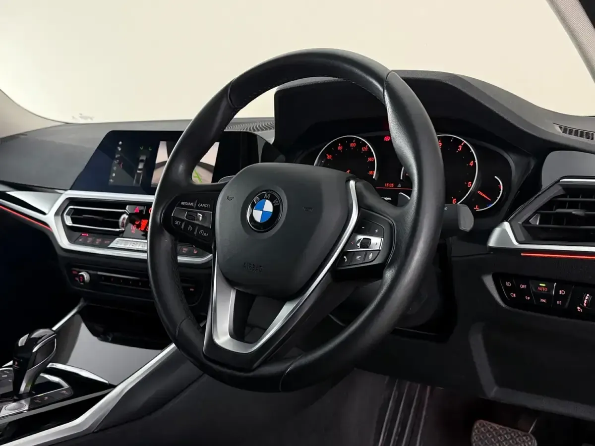 Used BMW 320 190 HP (139 kW) 2019 Grey Sedan