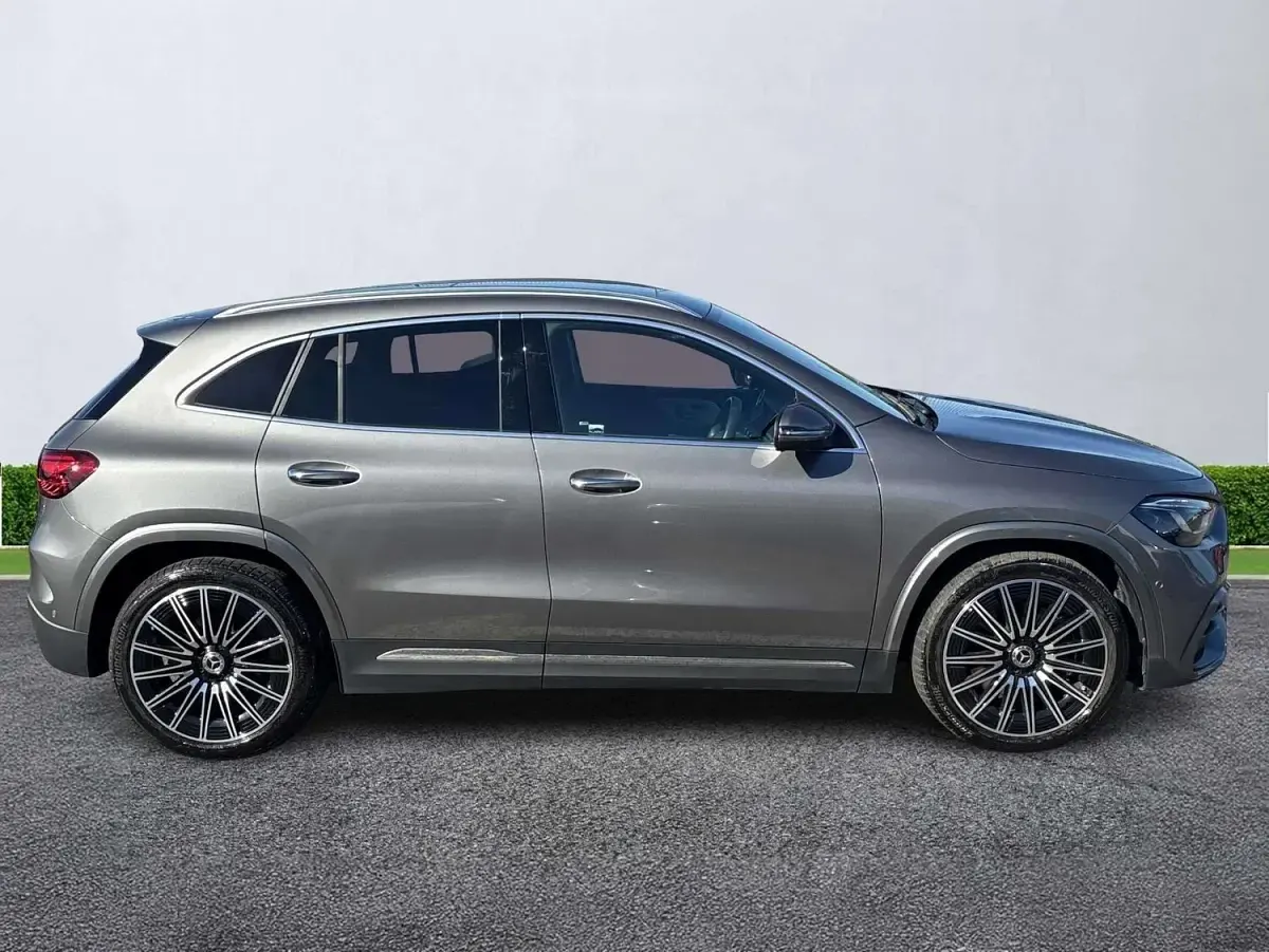Used Mercedes GLA220 AMG Line Premium Plus 190 HP (139 kW) 2025 Grey SUV