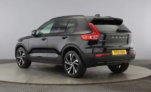 Used Volvo XC40 R-Design Pro 161 HP (118 kW) 2021 SUV