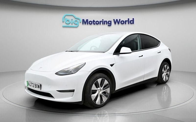 Used Tesla Model Y Long Range AWD 286 kW (389 HP) 2025 SUV