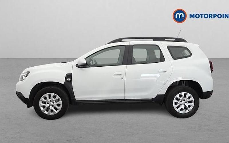 Used Dacia Duster Comfort 116 HP (85 kW) 2022 White SUV
