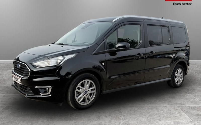 Used Ford Tourneo Titanium 120 HP (88 kW) 2021 Estate