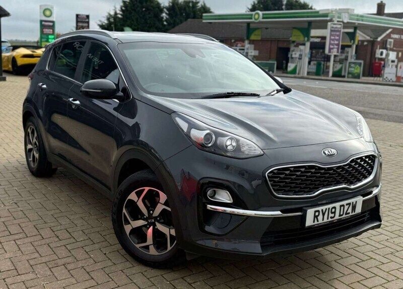 Grey Used 2019 Kia Sportage 2 SUV | £8,449 (Fair price) - Image 1/4