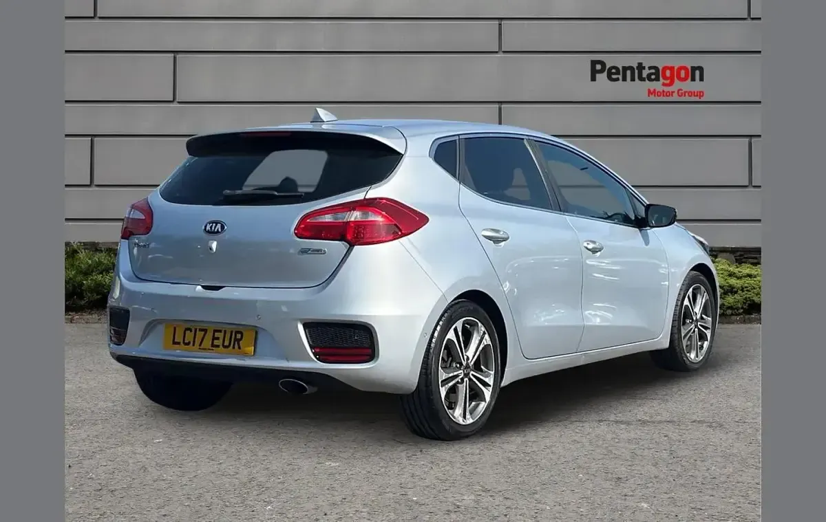 Used Kia Ceed 136 HP (100 kW) 2017 Silver Hatchback