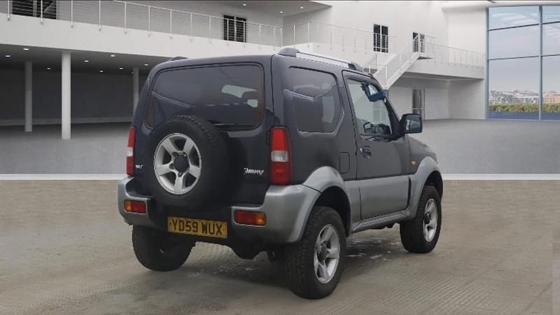 Used Suzuki Jimny 85 HP (62 kW) 2009 Black SUV