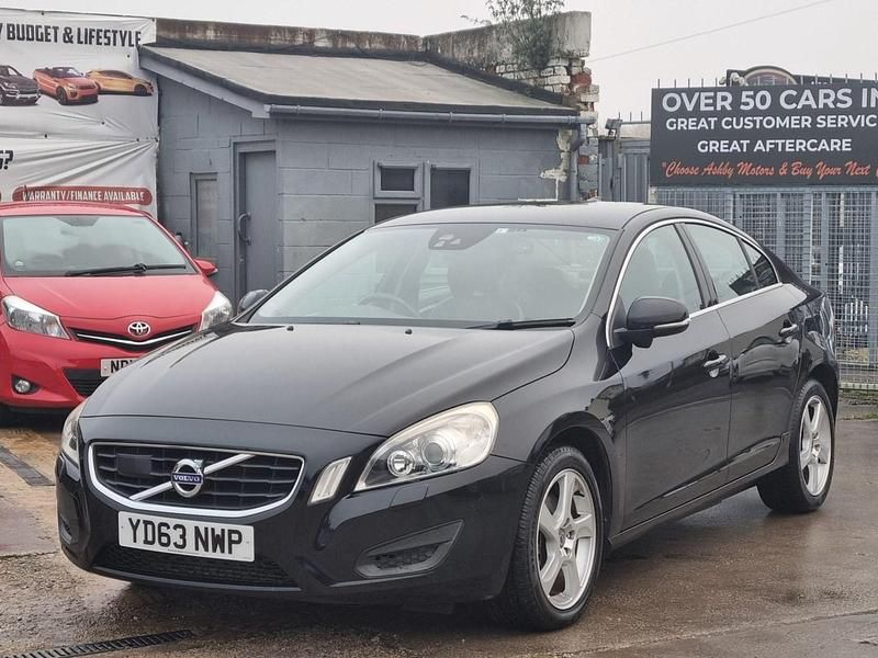 Used Volvo S60 SE 2022 Black Sedan