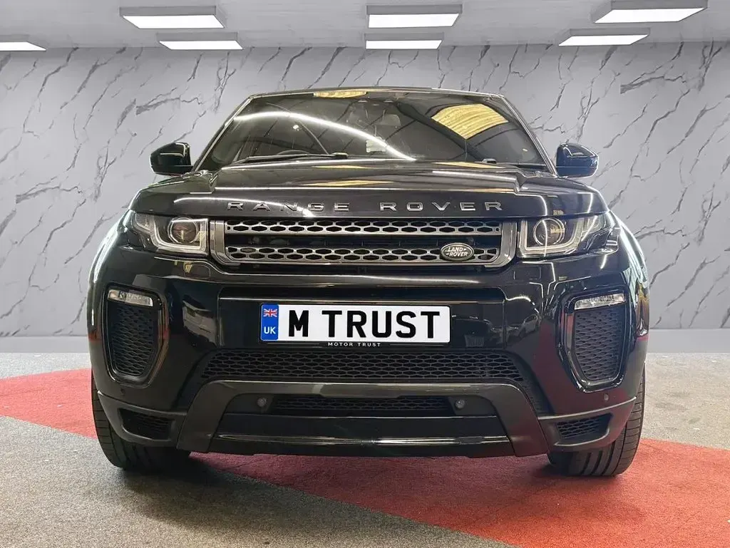 Used Land Rover Range Rover evoque Landmark 180 HP (132 kW) 2018 Black Estate