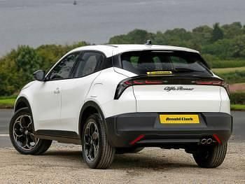 New Alfa Romeo GT Junior 136 HP (100 kW) 2025 Solid  sempione white Hatchback