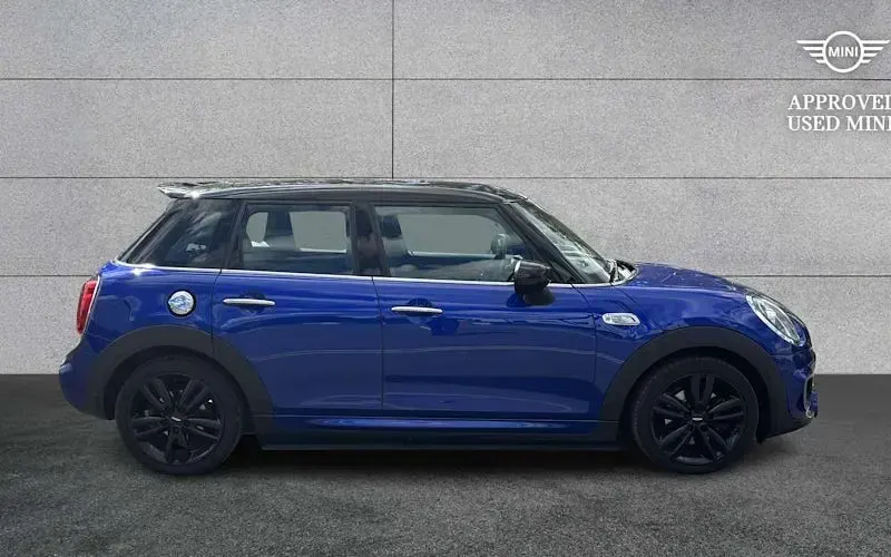 Used Mini Cooper S Hatch 192 HP (141 kW) 2020 Blue Hatchback