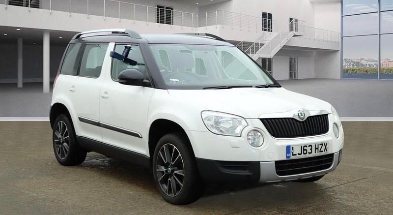White Used 2013 Skoda Yeti Adventure SUV | £4,995 (Fair price) - Image 1/4