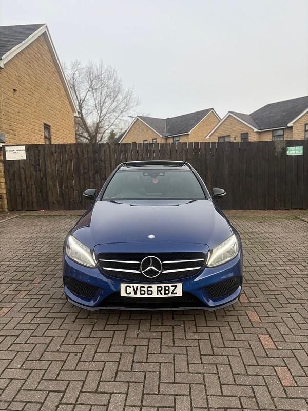 Used Mercedes C220 AMG line 2016 Blue Estate