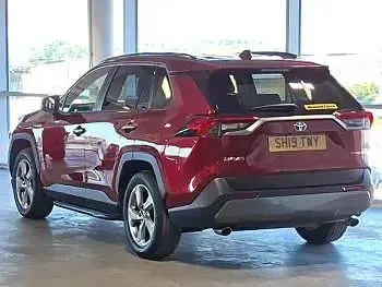 Used Toyota RAV4 Hybrid 222 HP (163 kW) 2019 Red SUV
