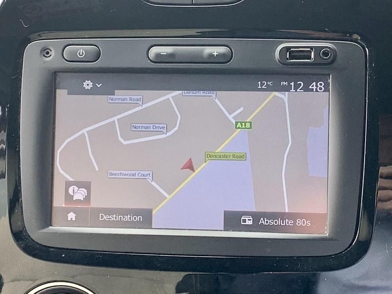 Used Renault Captur Iconic 90 HP (66 kW) 2018 Orange SUV