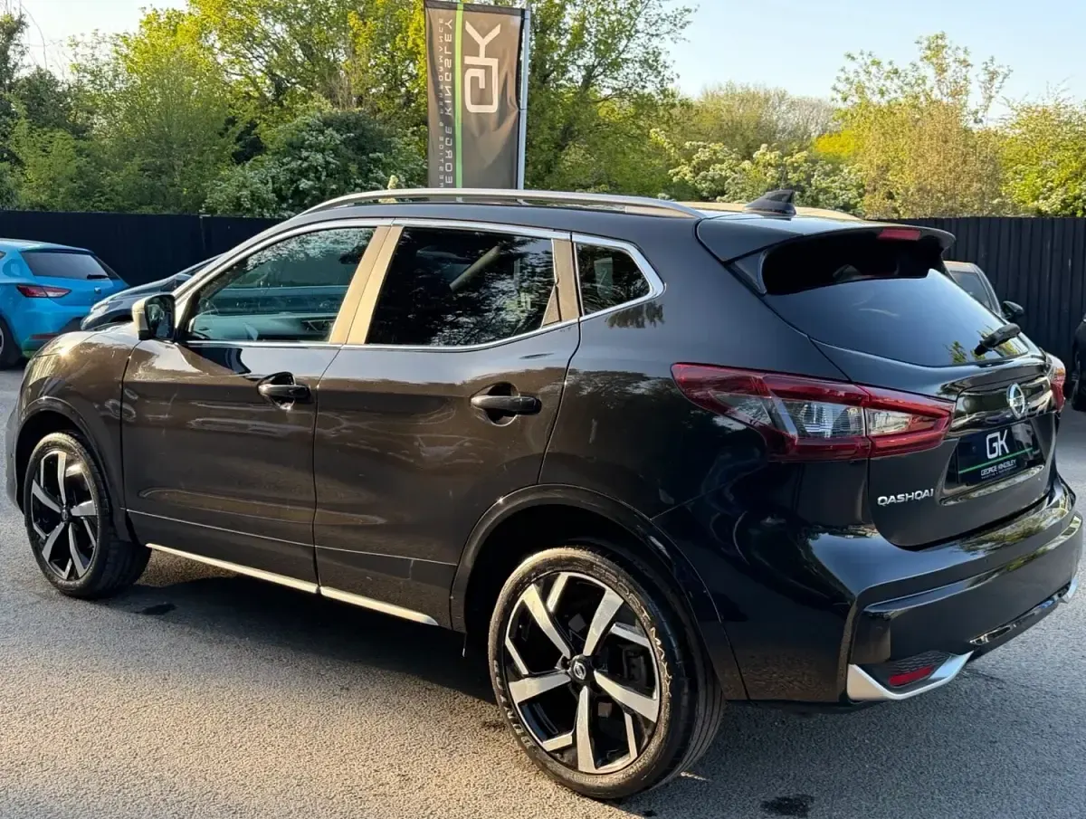 Used Nissan Qashqai Tekna+ 160 HP (117 kW) 2020 Black SUV