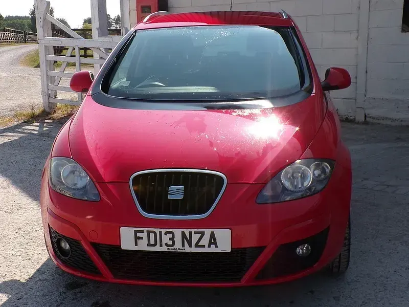Used Seat Altea XL Copa 2013 Red MPV
