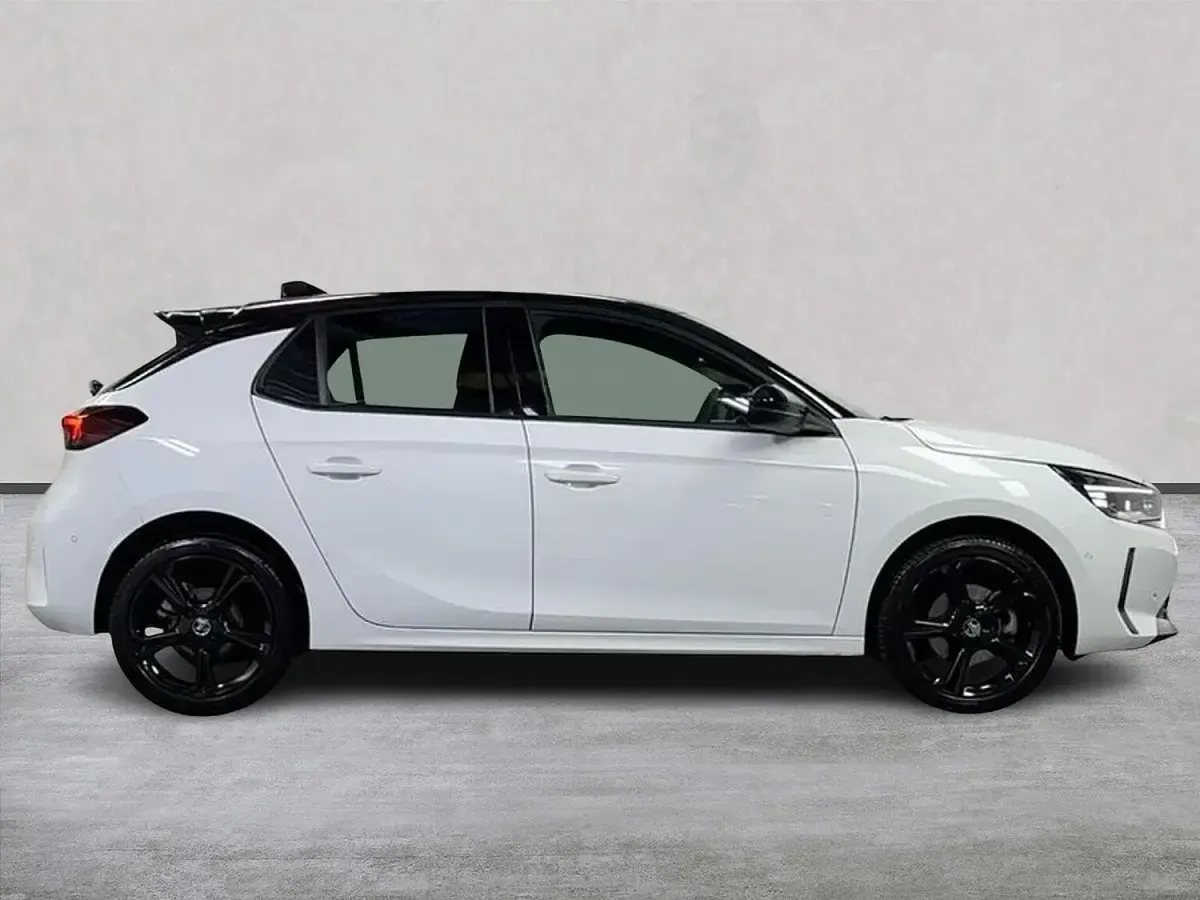 Used Vauxhall Corsa Ultimate 2025 White Hatchback