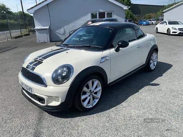 Used Mini Cooper S Coupé 2015 White Coupe