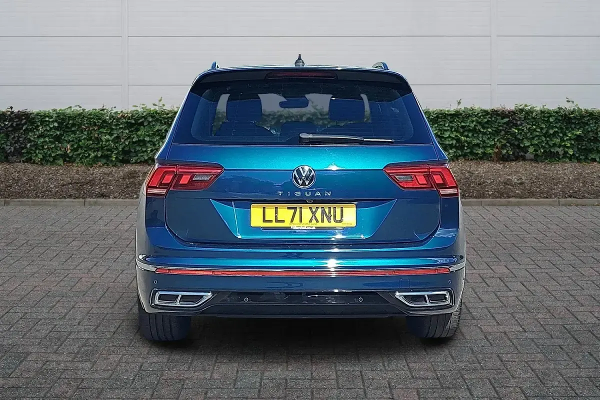 Used VW Tiguan R-line 150 HP (110 kW) 2021 Blue SUV