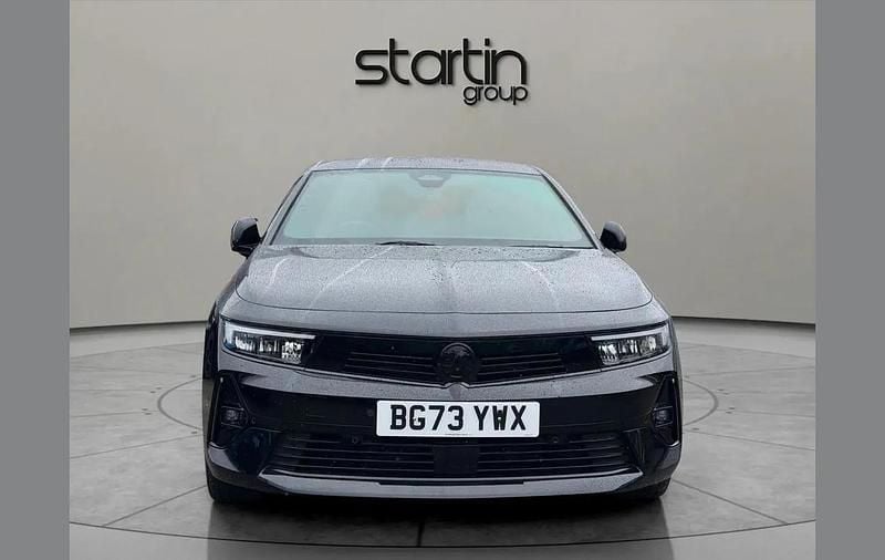 Used Vauxhall Astra S 128 HP (94 kW) 2023 Black Hatchback