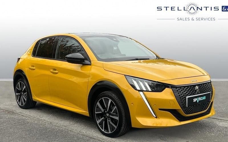 Yellow Used 2022 Peugeot 208 GTi Hatchback | £13,345 (Fair price) - Image 1/4