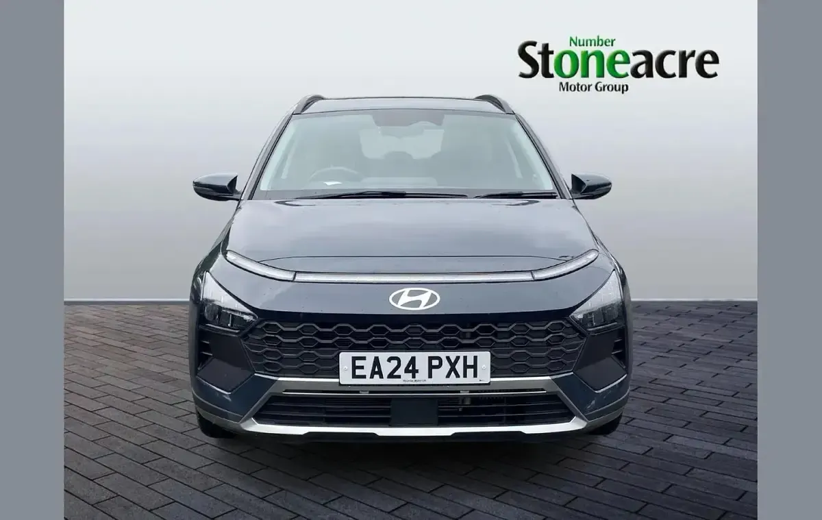 Begagnad Hyundai Bayon Advanced 100 HK (73 kW) 2024 Grå SUV