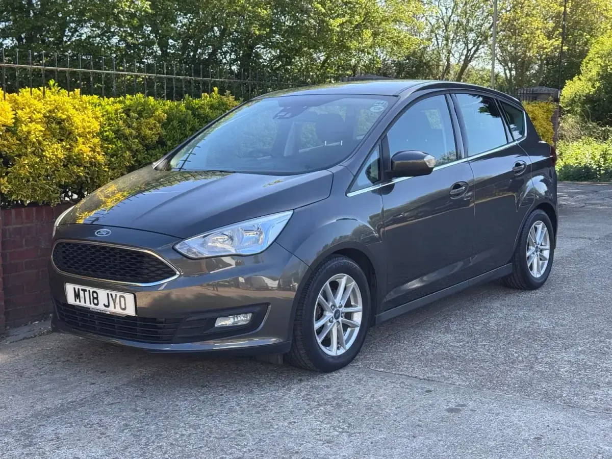 Usado Ford C-MAX Zetec 125 HP (91 kW) 2018 Cinzento Monovolume