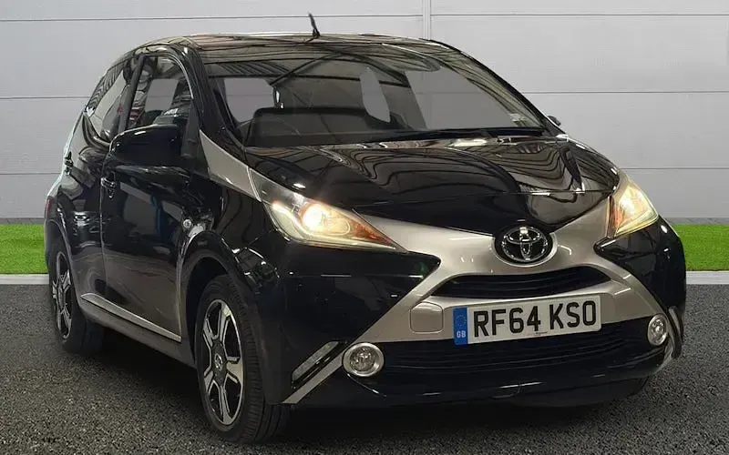 Used Toyota Aygo X-clusiv 69 HP (50 kW) 2014 Hatchback
