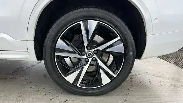 Used Volvo XC90 Plus 232 HP (170 kW) 2023 SUV
