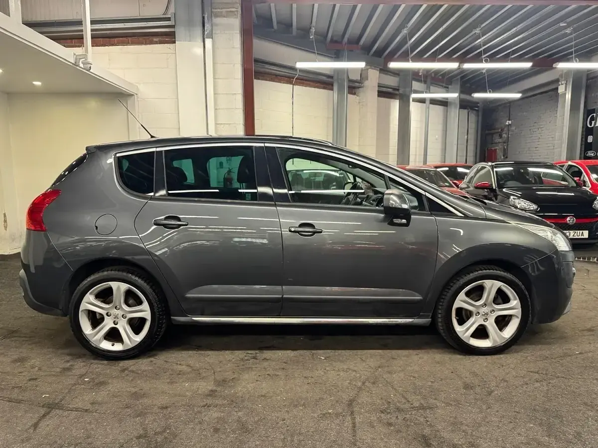 Used Peugeot 3008 Allure 115 HP (84 kW) 2013 Grey Estate