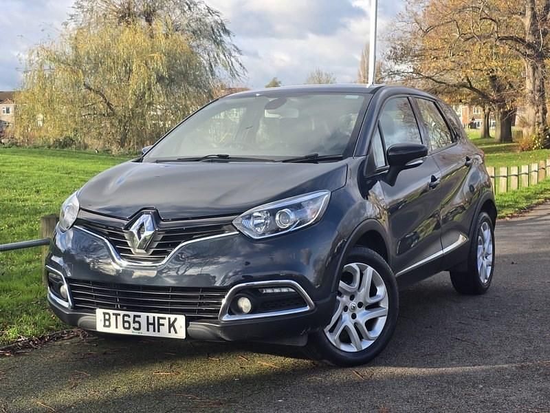 Used Renault Captur Dynamique 90 HP (66 kW) 2015 Blue SUV