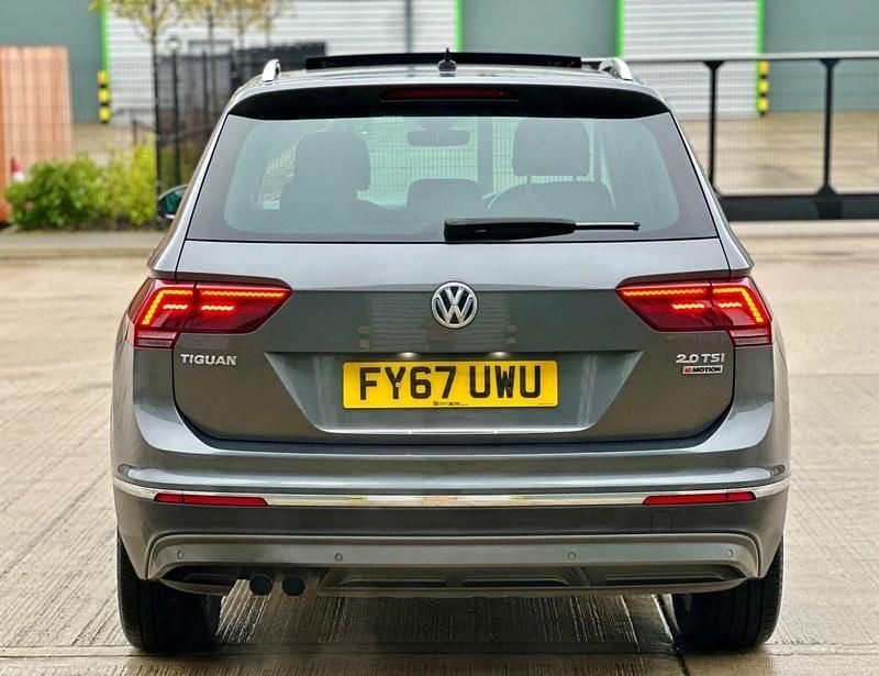 Second-hand VW Tiguan SEL 180 CP (132 kW) 2017 Gri SUV