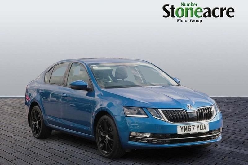 Used Skoda Octavia SE L 150 HP (110 kW) 2017 Blue Hatchback