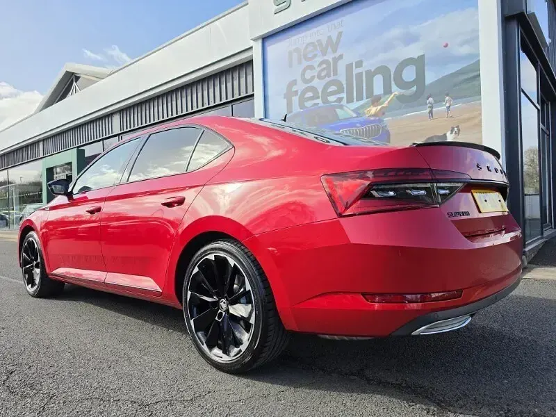 Used Skoda Superb SportlinePlus 190 HP (139 kW) 2023 Red Hatchback