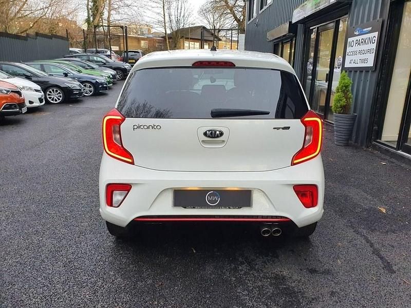 Used Kia Picanto GT-Line 66 HP (48 kW) 2018 White Hatchback