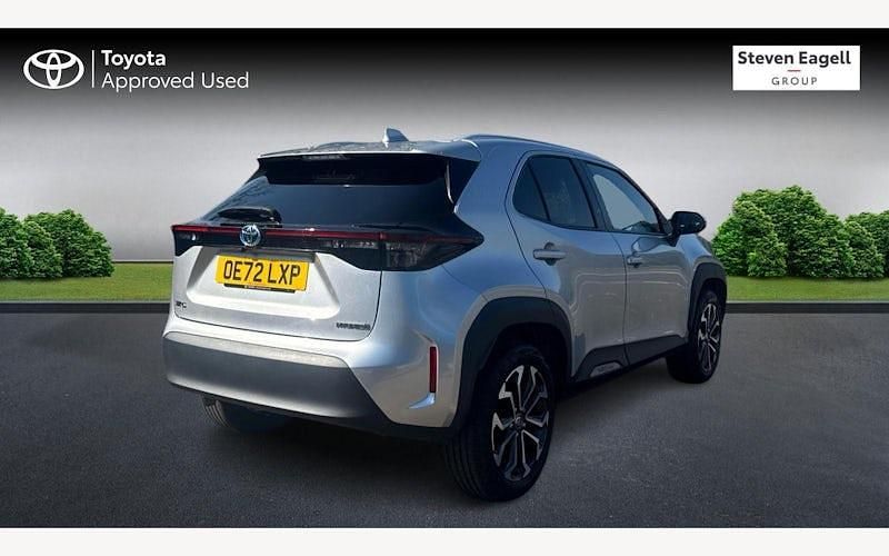 Used Toyota Yaris Hybrid Design 116 HP (85 kW) 2026 Estate