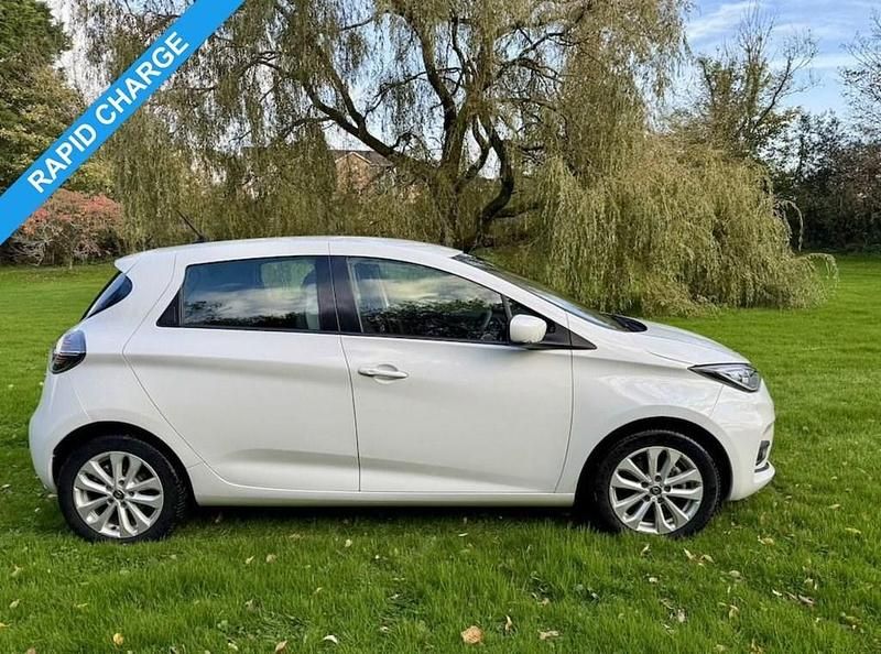 White Used 2021 Renault Zoe Iconic Hatchback | £8,495 (Super price) - Image 1/4